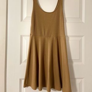 Super cute ribbed dress in size small